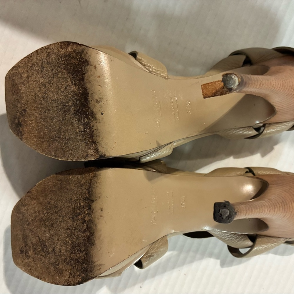 Yves Saint Laurent Beige Leather Sandals - Picture 4 of 9